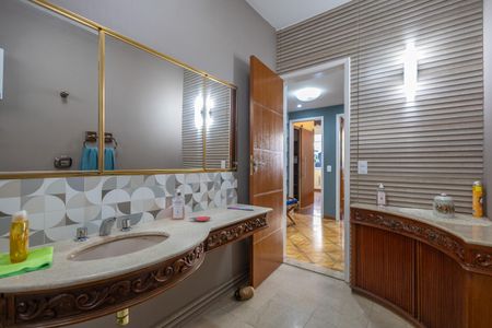 Apartamento à venda com 147m², 4 quartos e 1 vagaBanheiro Social