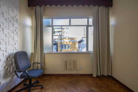 Apartamento à venda com 147m², 4 quartos e 1 vaga Suite