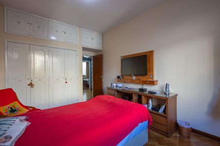 Apartamento à venda com 147m², 4 quartos e 1 vagaQuarto 1