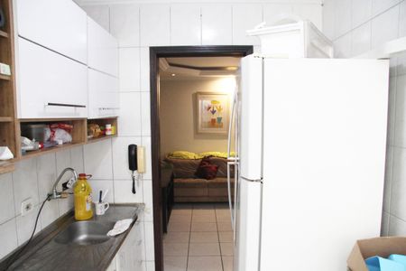 Apartamento à venda com 60m², 2 quartos e sem vagaCozinha e Área de Serviço