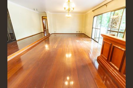 Apartamento para alugar com 385m², 4 quartos e 4 vagasSala