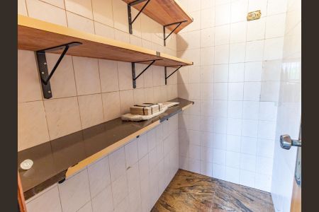 Apartamento para alugar com 385m², 4 quartos e 4 vagasDespensa