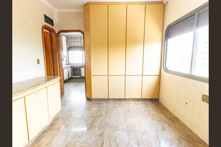 Apartamento para alugar com 385m², 4 quartos e 4 vagasÁrea de Serviço