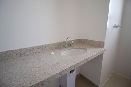 Apartamento à venda com 78m², 2 quartos e 1 vaga Apartamento à venda com 78m², 2 quartos e 1 vagaSuíte 1 Banheiro