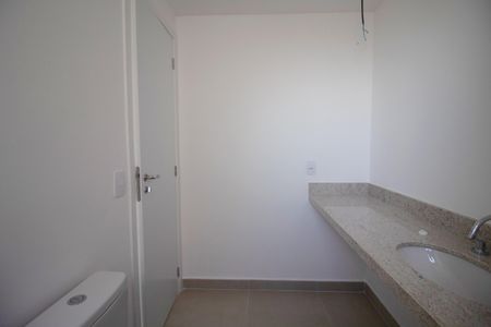 Apartamento à venda com 78m², 2 quartos e 1 vaga Apartamento à venda com 78m², 2 quartos e 1 vagaSuíte 1 Banheiro