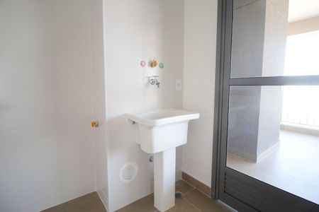 Apartamento à venda com 78m², 2 quartos e 1 vaga Apartamento à venda com 78m², 2 quartos e 1 vagaCozinha e Área de Serviço