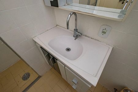 Apartamento à venda com 80m², 3 quartos e 1 vagaBanheiro Social