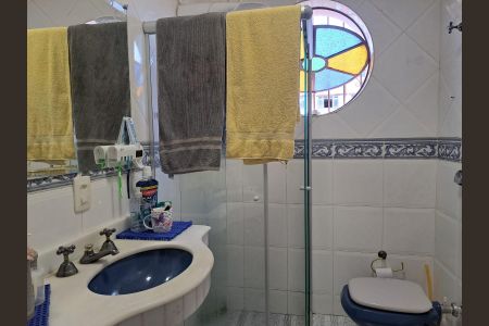 Casa à venda com 280m², 2 quartos e 2 vagasBanheiro