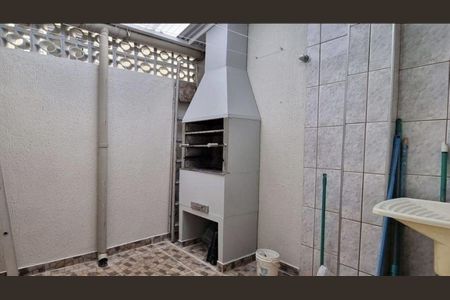 Casa de condomínio à venda com 90m², 3 quartos e 2 vagasÁrea de Serviço