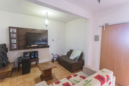 Casa à venda com 185m², 3 quartos e 3 vagas Casa à venda com 185m², 3 quartos e 3 vagasSala da Casa 2