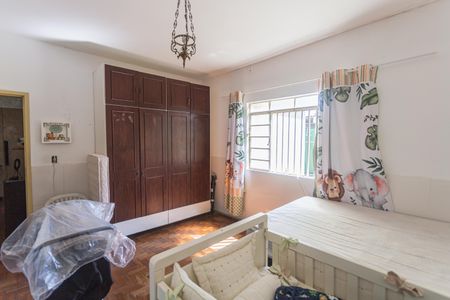 Casa à venda com 185m², 3 quartos e 3 vagas Casa à venda com 185m², 3 quartos e 3 vagasQuarto 2 da Casa 2