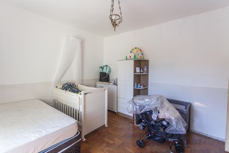 Casa à venda com 185m², 3 quartos e 3 vagas Casa à venda com 185m², 3 quartos e 3 vagasQuarto 2 da Casa 2