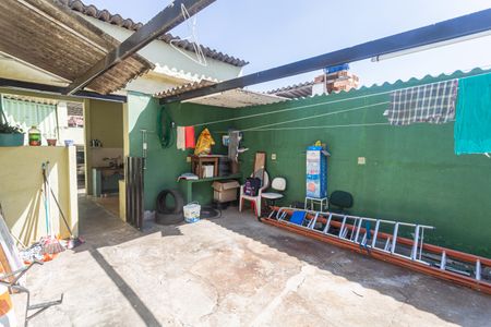 Casa à venda com 185m², 3 quartos e 3 vagasQuintal da Casa 2