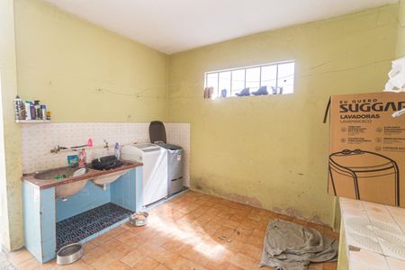 Casa à venda com 185m², 3 quartos e 3 vagas Casa à venda com 185m², 3 quartos e 3 vagasÁrea de Serviço da Casa 2