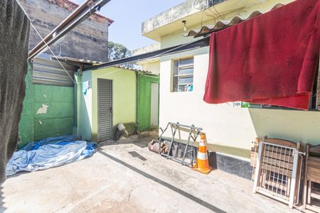 Casa à venda com 185m², 3 quartos e 3 vagas Casa à venda com 185m², 3 quartos e 3 vagasQuintal da Casa 2