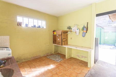 Casa à venda com 185m², 3 quartos e 3 vagas Casa à venda com 185m², 3 quartos e 3 vagasÁrea de Serviço da Casa 2