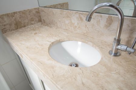 Casa de condomínio à venda com 70m², 2 quartos e 1 vaga Casa de condomínio à venda com 70m², 2 quartos e 1 vagaBanheiro da Suíte 2