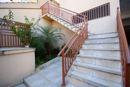 Casa de condomínio à venda com 70m², 2 quartos e 1 vaga Casa de condomínio à venda com 70m², 2 quartos e 1 vagaÁrea comum