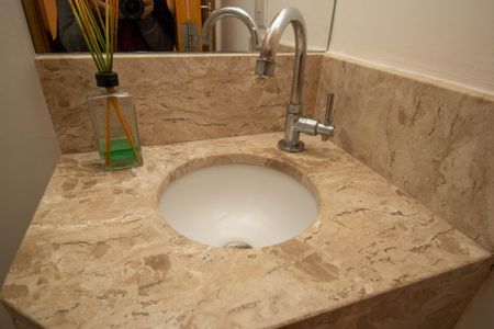 Casa de condomínio à venda com 70m², 2 quartos e 1 vaga Casa de condomínio à venda com 70m², 2 quartos e 1 vagaLavabo