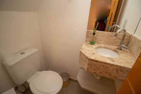 Casa de condomínio à venda com 70m², 2 quartos e 1 vaga Casa de condomínio à venda com 70m², 2 quartos e 1 vagaLavabo