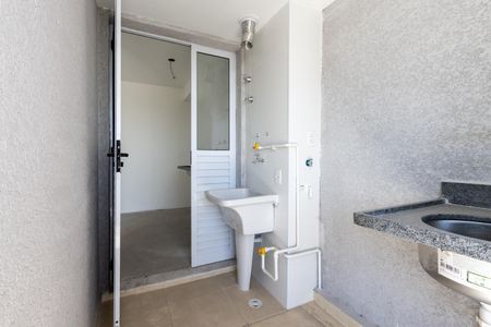 Apartamento à venda com 64m², 2 quartos e 1 vaga Apartamento à venda com 64m², 2 quartos e 1 vagaÁrea de Serviço