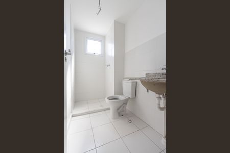 Apartamento à venda com 64m², 2 quartos e 1 vaga Apartamento à venda com 64m², 2 quartos e 1 vagaBanheiro da Suite