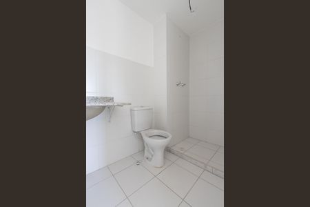 Apartamento à venda com 64m², 2 quartos e 1 vaga Apartamento à venda com 64m², 2 quartos e 1 vagaBanheiro