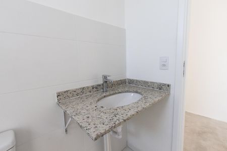 Apartamento à venda com 64m², 2 quartos e 1 vaga Apartamento à venda com 64m², 2 quartos e 1 vagaBanheiro da Suite