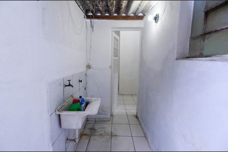 Casa para alugar com 100m², 2 quartos e sem vaga Casa para alugar com 100m², 2 quartos e sem vagaÁrea de Serviço