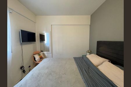 Apartamento à venda com 78m², 3 quartos e 1 vagaQuarto 2