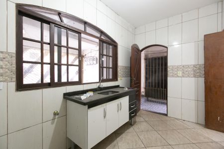 Casa à venda com 220m², 5 quartos e 2 vagas Casa à venda com 220m², 5 quartos e 2 vagasCozinha 1