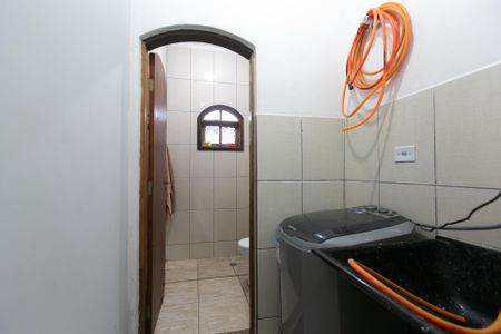 Casa à venda com 220m², 5 quartos e 2 vagas Casa à venda com 220m², 5 quartos e 2 vagasÁrea de Serviço 3