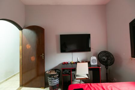 Casa à venda com 220m², 5 quartos e 2 vagas Casa à venda com 220m², 5 quartos e 2 vagasQuarto 3