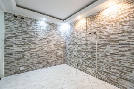 Casa à venda com 220m², 5 quartos e 2 vagas Casa à venda com 220m², 5 quartos e 2 vagasSala 1