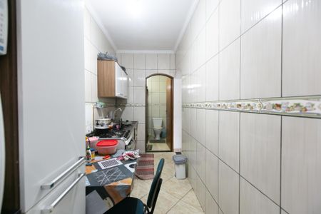 Casa à venda com 220m², 5 quartos e 2 vagas Casa à venda com 220m², 5 quartos e 2 vagasCozinha 4