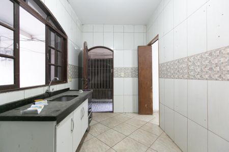 Casa à venda com 220m², 5 quartos e 2 vagas Casa à venda com 220m², 5 quartos e 2 vagasCozinha 1