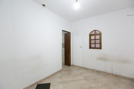 Casa à venda com 220m², 5 quartos e 2 vagas Casa à venda com 220m², 5 quartos e 2 vagasQuarto 1