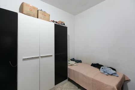 Casa à venda com 220m², 5 quartos e 2 vagas Casa à venda com 220m², 5 quartos e 2 vagasQuarto 4