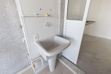 Apartamento à venda com 64m², 2 quartos e 1 vaga Apartamento à venda com 64m², 2 quartos e 1 vagaÁrea de Serviço