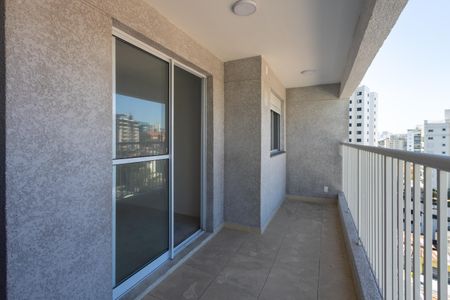Apartamento à venda com 64m², 2 quartos e 1 vaga Apartamento à venda com 64m², 2 quartos e 1 vagaVaranda
