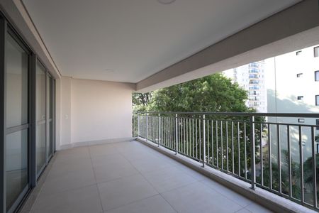 Apartamento à venda com 131m², 3 quartos e 2 vagasVaranda