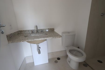 Apartamento à venda com 131m², 3 quartos e 2 vagasBanheiro da Suíte 3