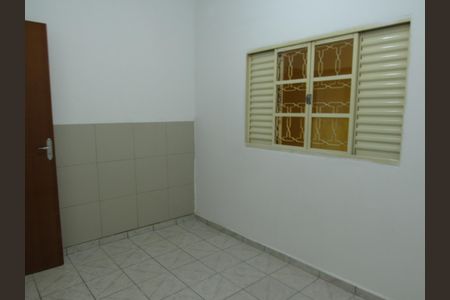 Casa à venda com 130m², 2 quartos e 1 vagaQuarto