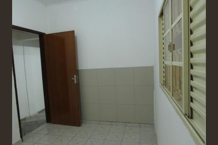 Casa à venda com 130m², 2 quartos e 1 vagaQuarto