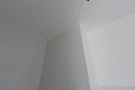 Apartamento à venda com 64m², 2 quartos e 1 vaga Apartamento à venda com 64m², 2 quartos e 1 vagaBanheiro do Corredor