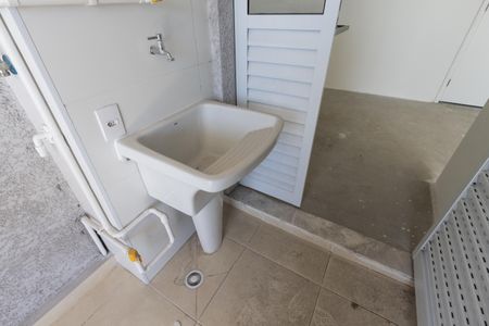 Apartamento à venda com 64m², 2 quartos e 1 vaga Apartamento à venda com 64m², 2 quartos e 1 vagaÁrea de Serviço