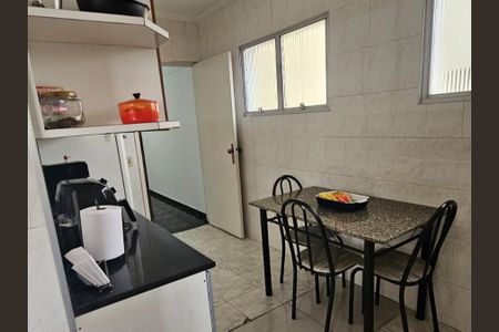 Apartamento à venda com 75m², 2 quartos e 1 vagaCozinha 