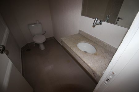 Casa de condomínio para alugar com 163m², 2 quartos e 2 vagas Casa de condomínio para alugar com 163m², 2 quartos e 2 vagasLavabo da Sala