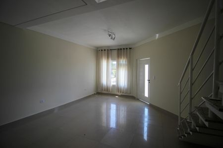 Sala de casa de condomínio para alugar com 2 quartos, 163m² em Jardim Califórnia, Sorocaba