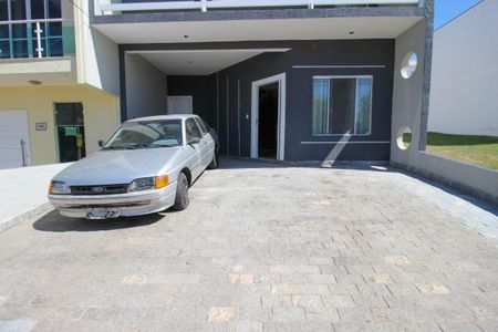 Casa de condomínio para alugar com 163m², 2 quartos e 2 vagas Casa de condomínio para alugar com 163m², 2 quartos e 2 vagasGaragem